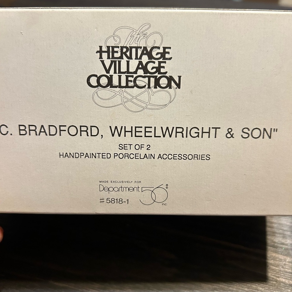 Department 56 Heritage Village Collection Porcelain Accessories